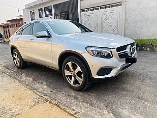 MERCEDES GLC300 4MATIC