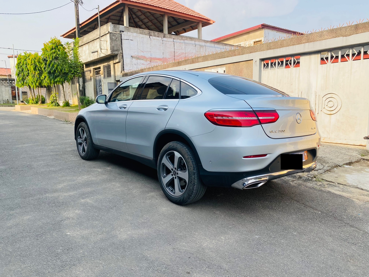 MERCEDES GLC300 4MATIC