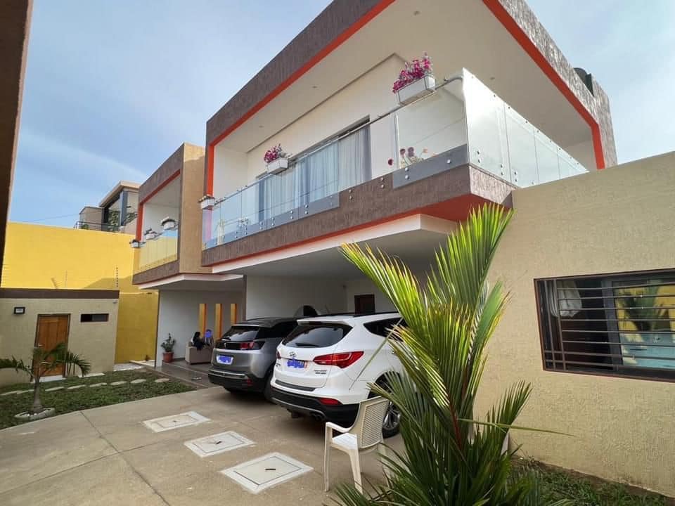 VILLA DUPLEX DE 07 PIECES