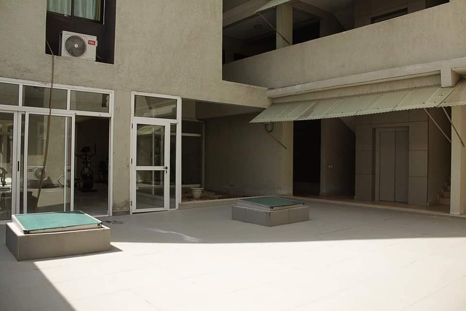 APPARTEMENT DE 03 PIECES