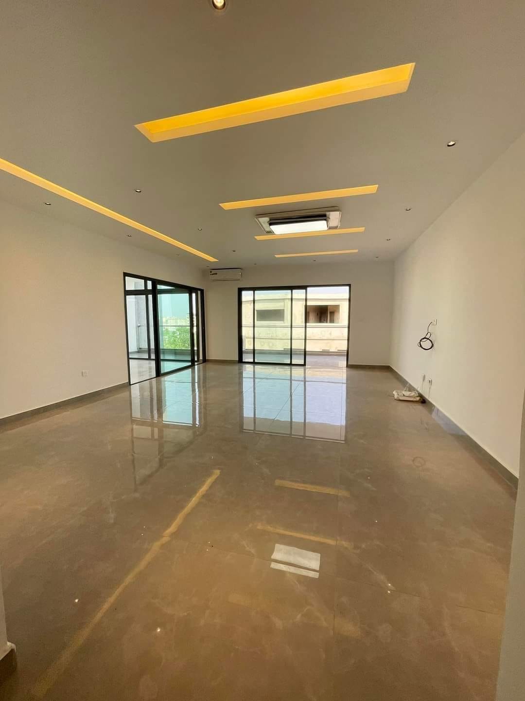 APPARTEMENT HAUT STANDING DE 05 PIECES