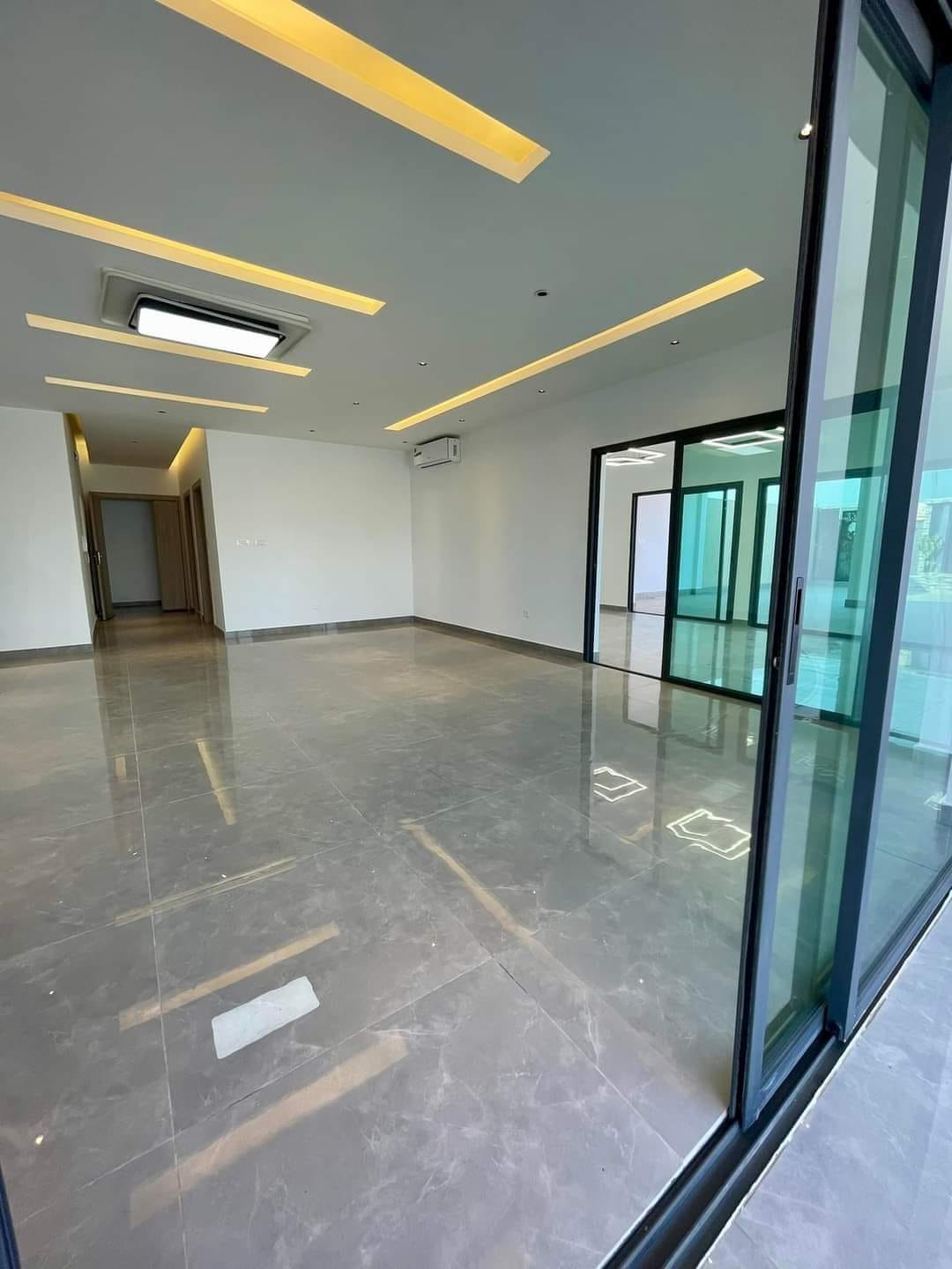 APPARTEMENT HAUT STANDING DE 05 PIECES
