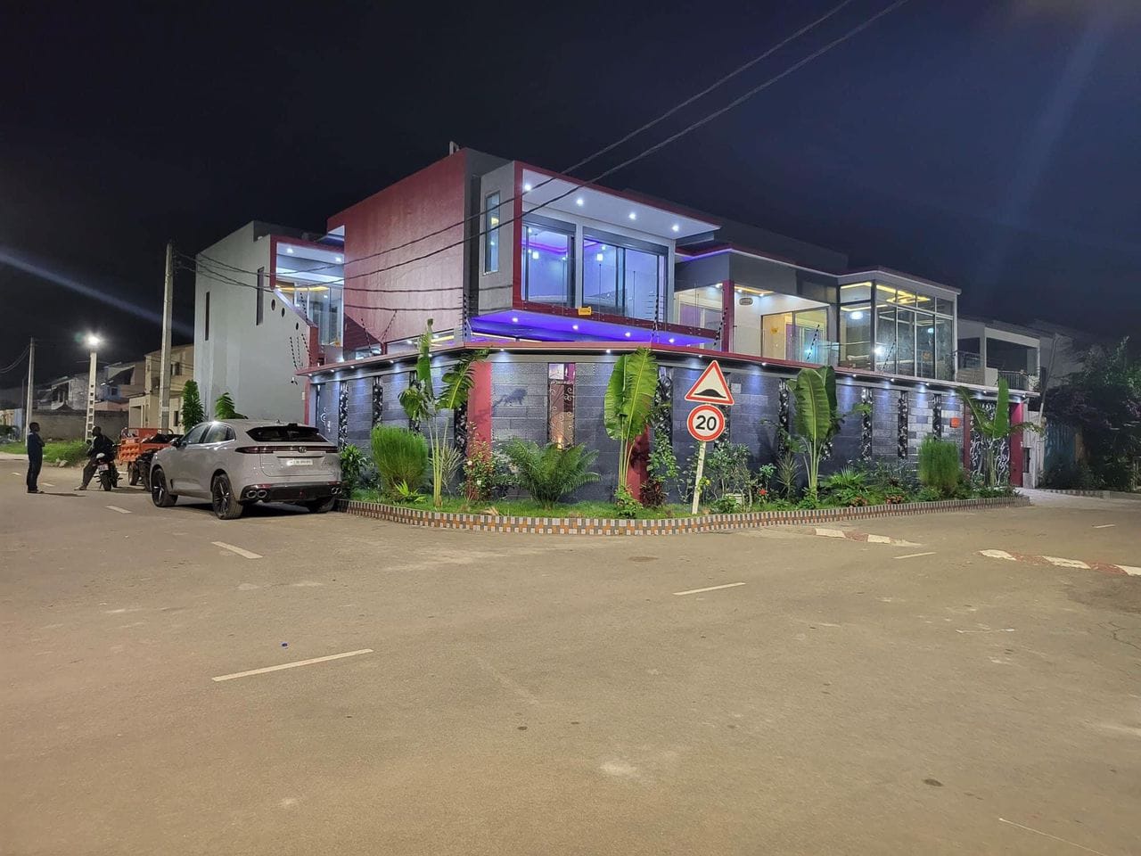 VILLA DUPLEX DE 10 PIECES