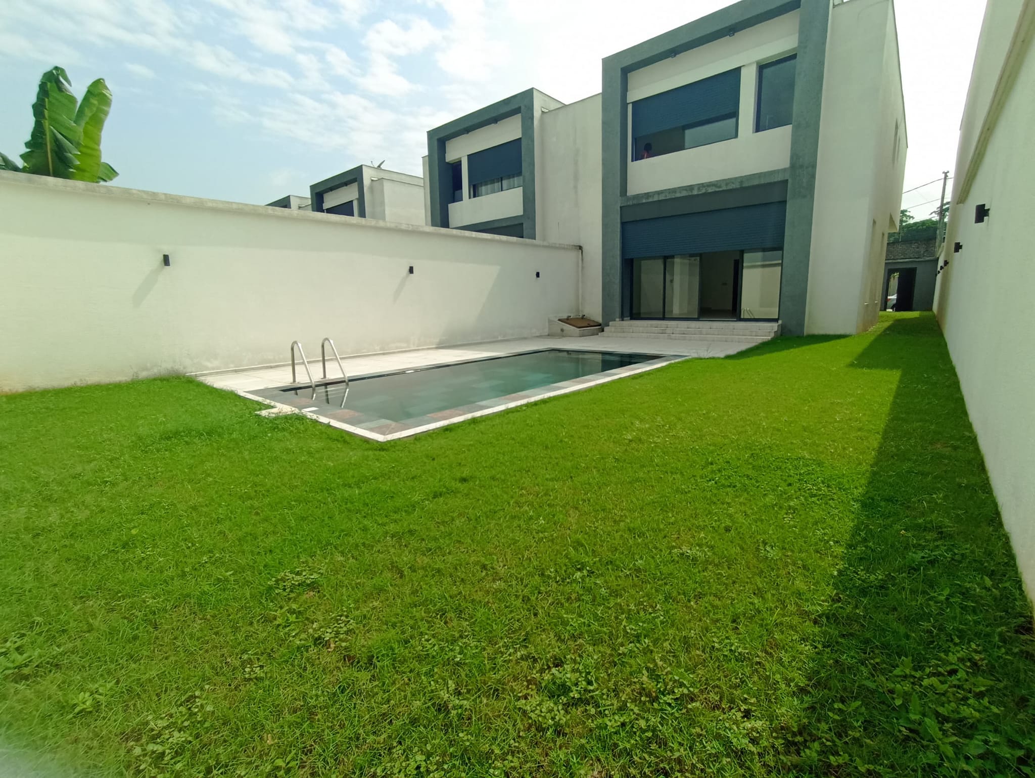 VILLA DUPLEX DE 04 PIECES