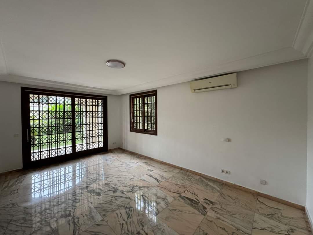 VILLA DUPLEX DE 10 PIECES
