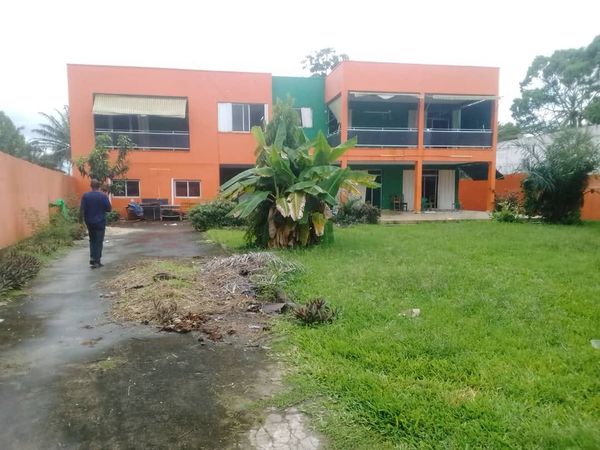 VILLA DUPLEX DE 13 PIECES
