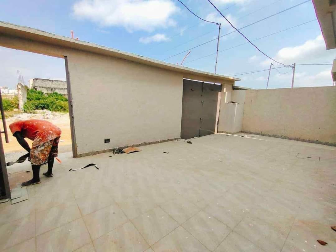 VILLA DUPLEX DE 8 PIECES