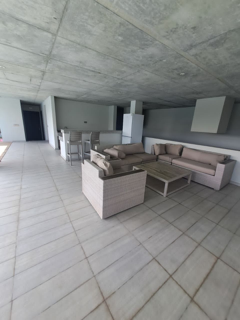 APPARTEMENT DE 04 PIECES