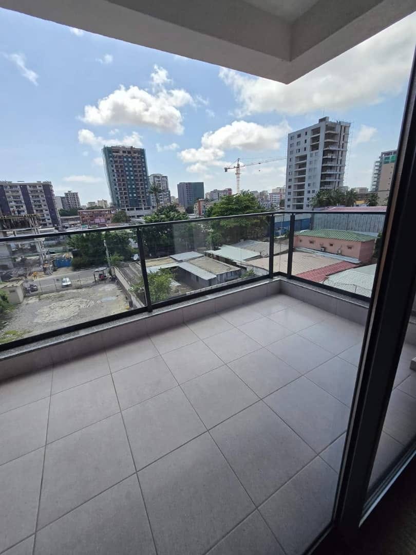 APPARTEMENT HAUT STANDING DE 04 PIECES