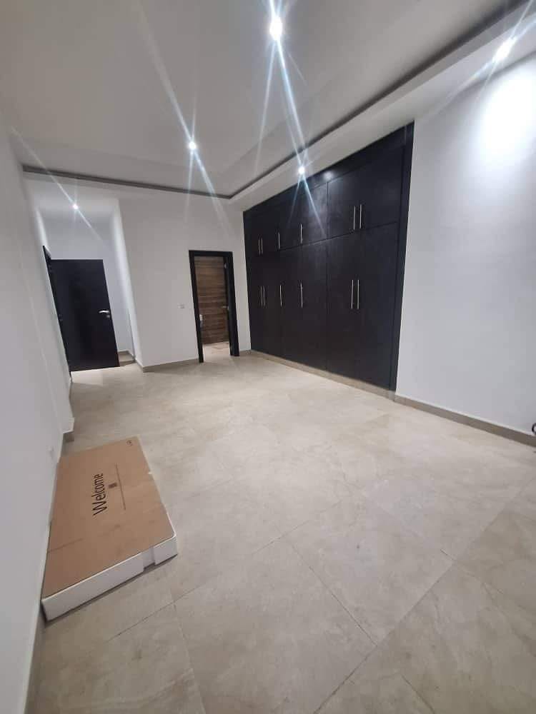 APPARTEMENT HAUT STANDING DE 04 PIECES