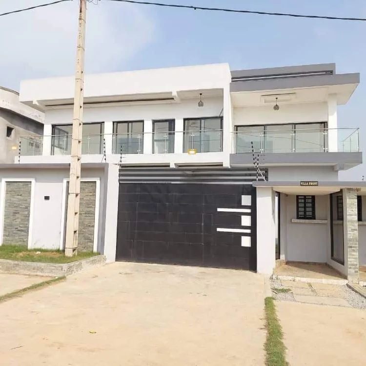 VILLA DUPLEX 07 PIECES