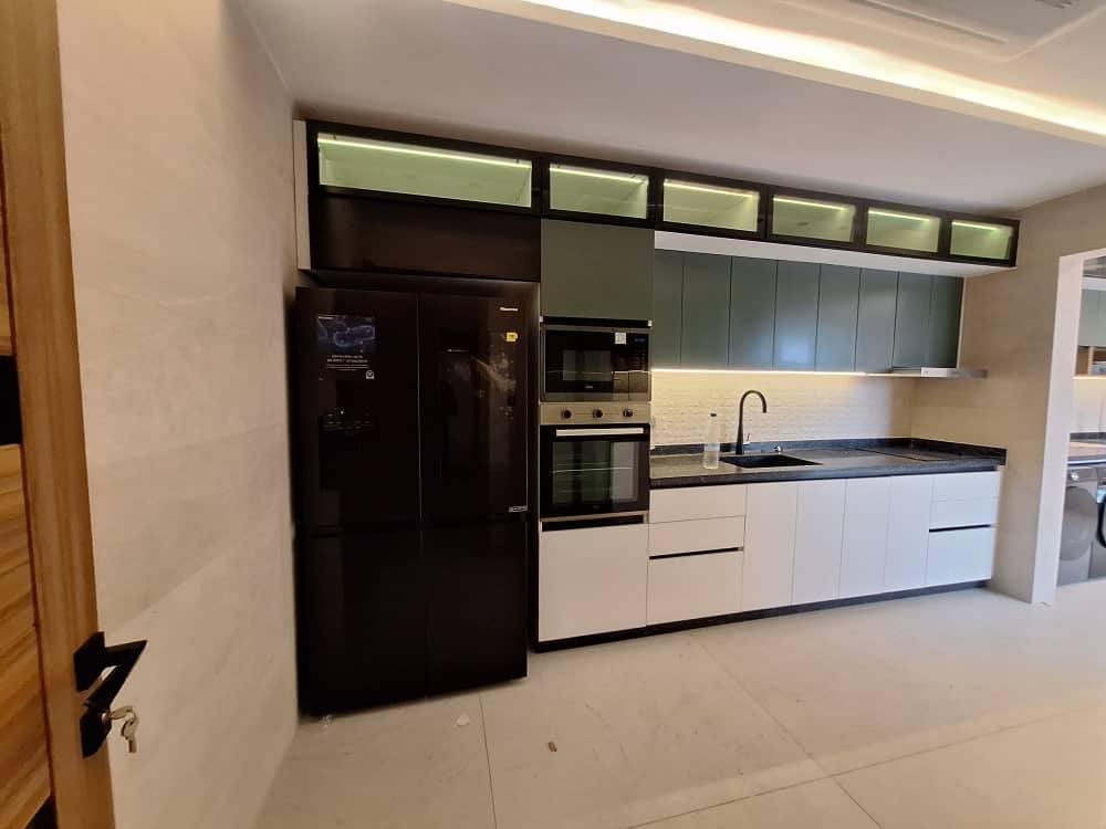 PENTHOUSE MEUBLE