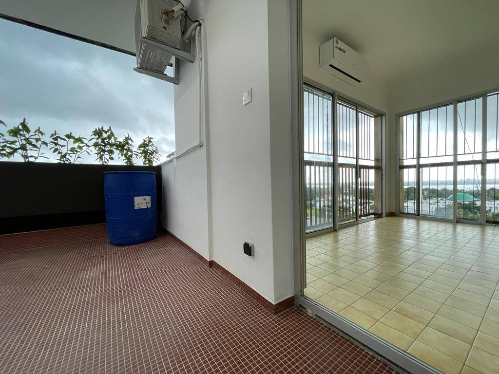 APPARTEMENT DE 03 PIECES