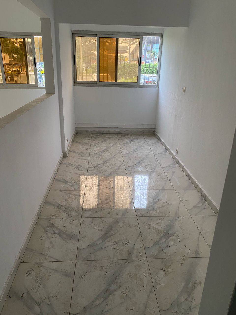 APPARTEMENT DE 05 PIECES