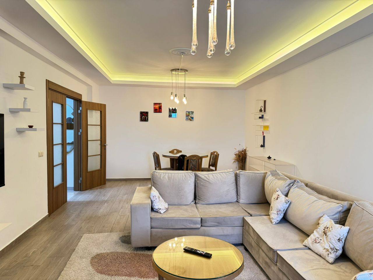 RESIDENCE MEUBLEE