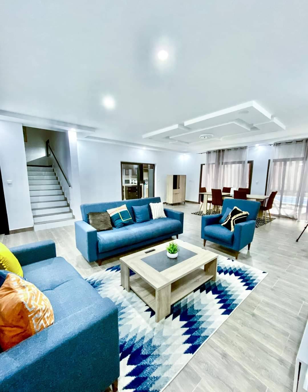RESIDENCE MEUBLEE