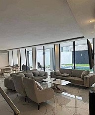 RESIDENCE MEUBLEE