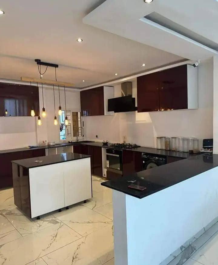 RESIDENCE MEUBLEE