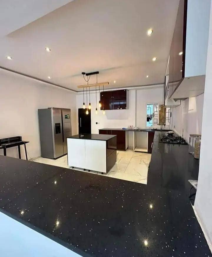 RESIDENCE MEUBLEE