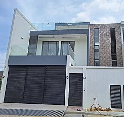 VILLA TRIPLEX A VENDRE