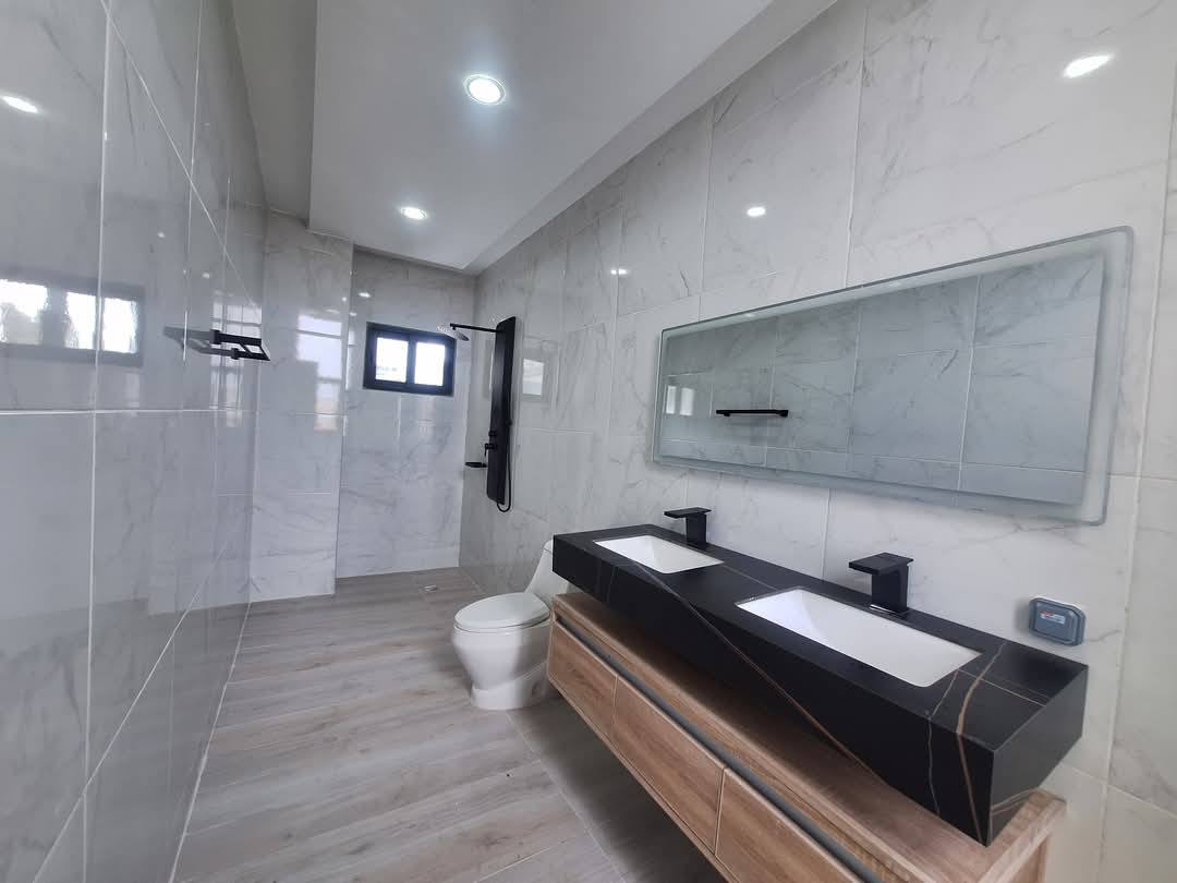 VILLA TRIPLEX A VENDRE