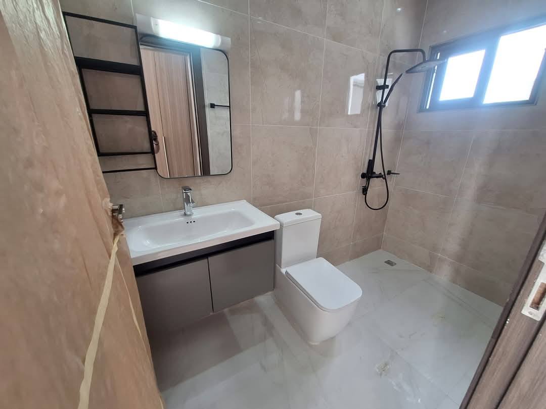 VILLA TRIPLEX A VENDRE