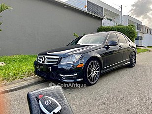 Mercedes Benz C300 Class 2015