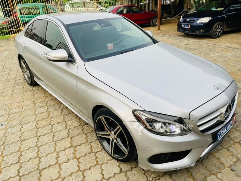 Mercedes-Benz C300 2015