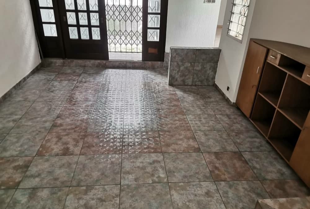 VILLA 8 PIÈCES A LOUER