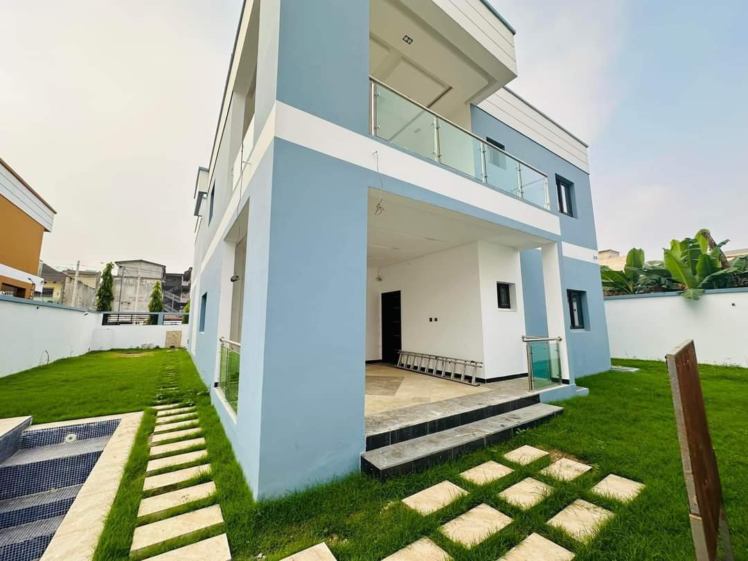 VILLA DUPLEX 08 PIECES