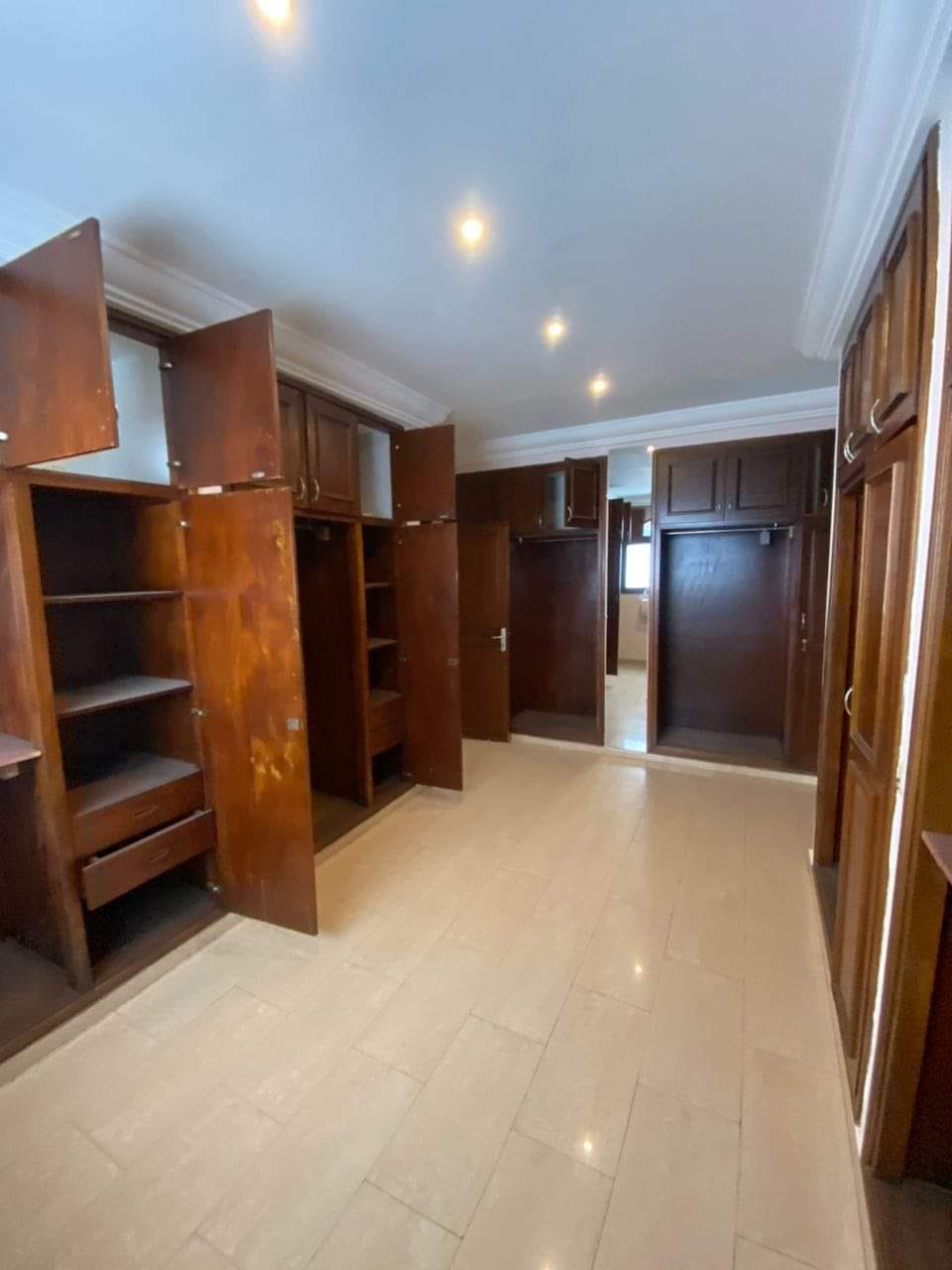 VILLA DUPLEX DE 10 PIECES